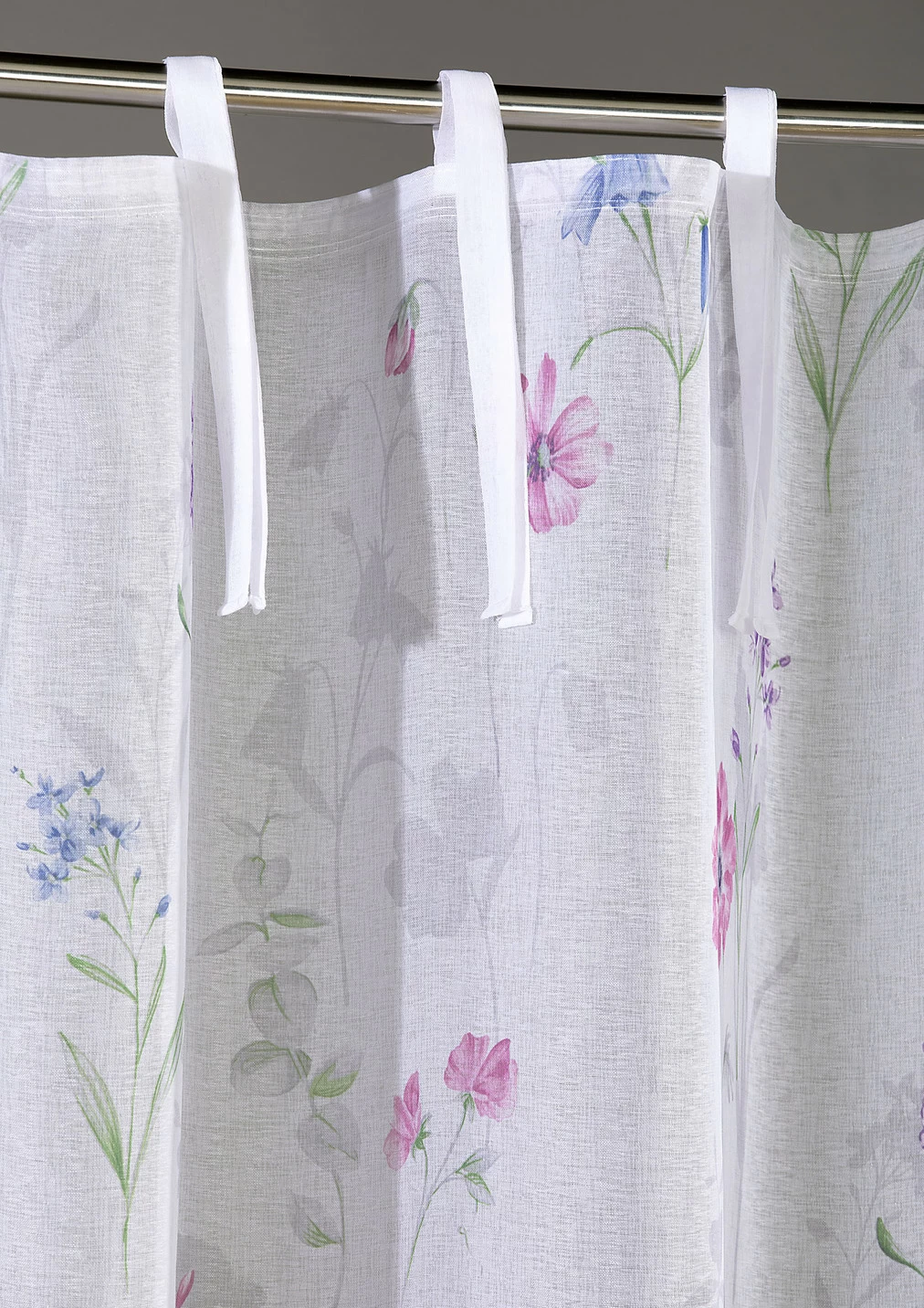 Dekoschal mit Blumen-Motiven