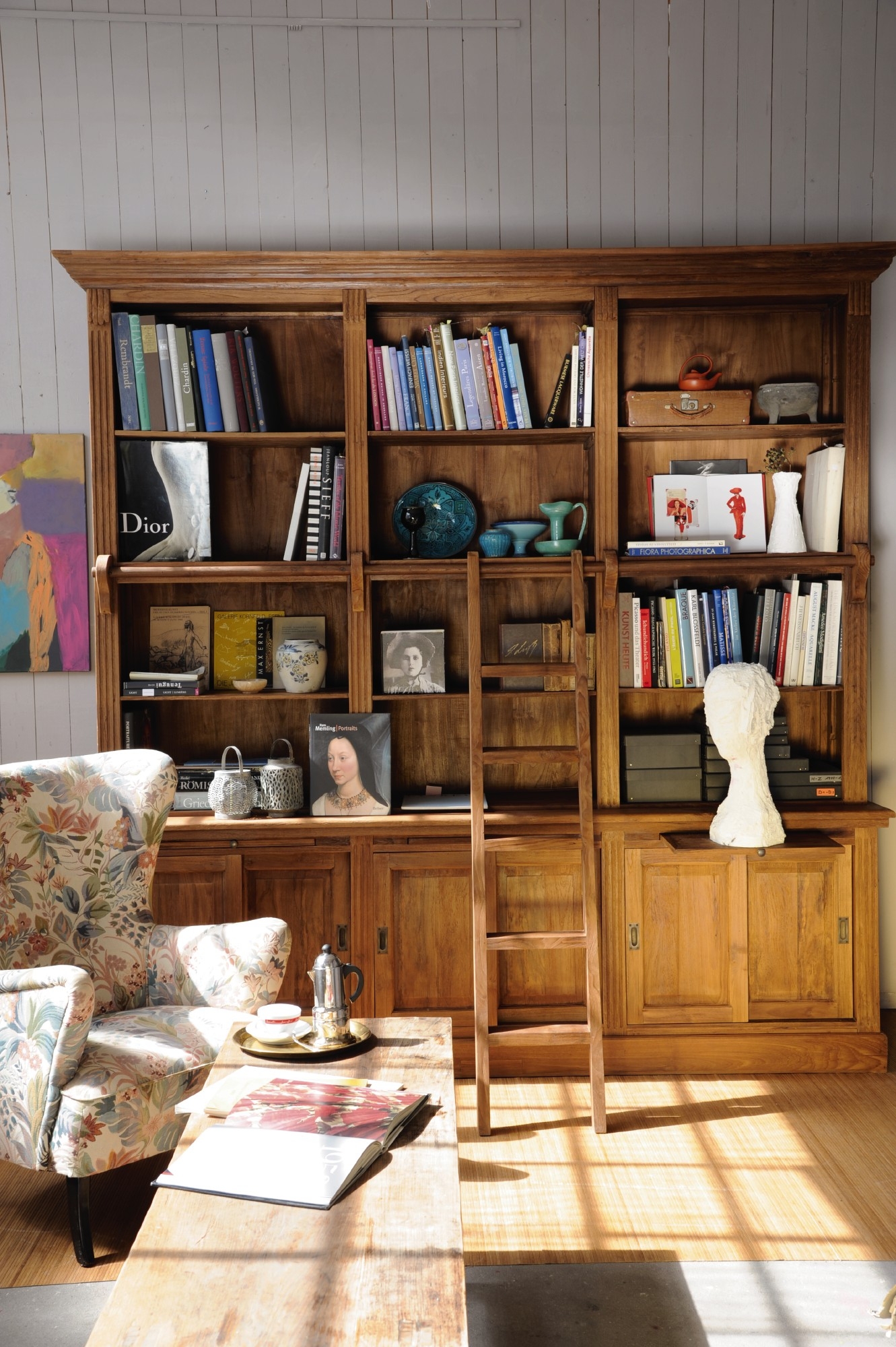 Bücherwand aus recyceltem Teak, natur, B 255 cm, H 250, T 52 cm von fischer's lagerhaus