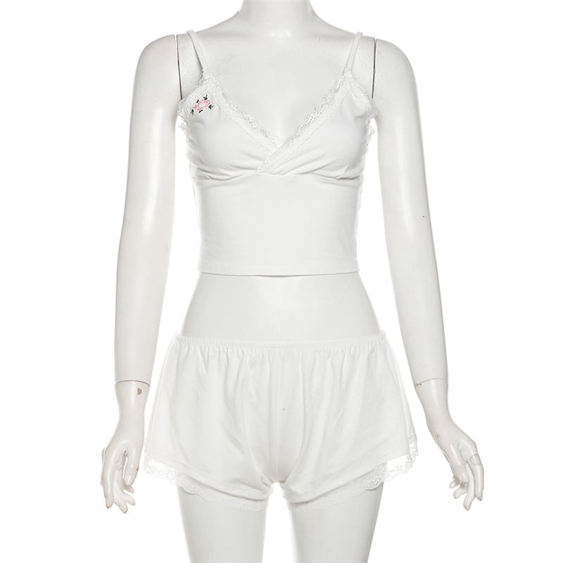 HERMITAKH - Pyjamaset: V-hals camisole top met bloemenborduursel en kanten rand + elastische taille shorts