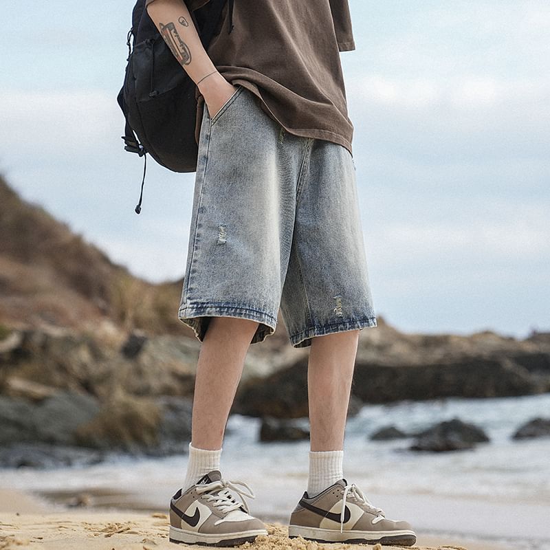 Derbundy - Mid Rise Distressed Washed Denim Shorts
