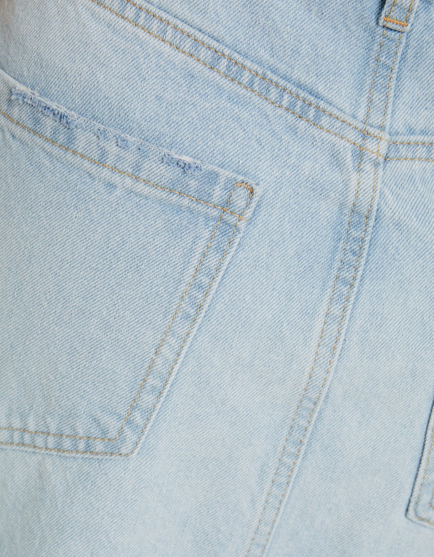 Saia longa de jeans rasgada