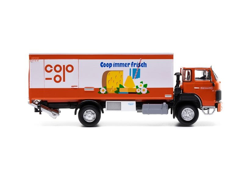 ACE LKW Saurer D290B F4 x 2 Frigo Coop Käse 1:87 Detailliertes Kühlwagen Modell für Sammler
