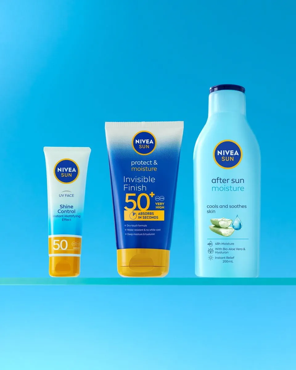 PROTECT & HYDRATE INVISIBLE FINISH ULTRA LÉGER FPS 50