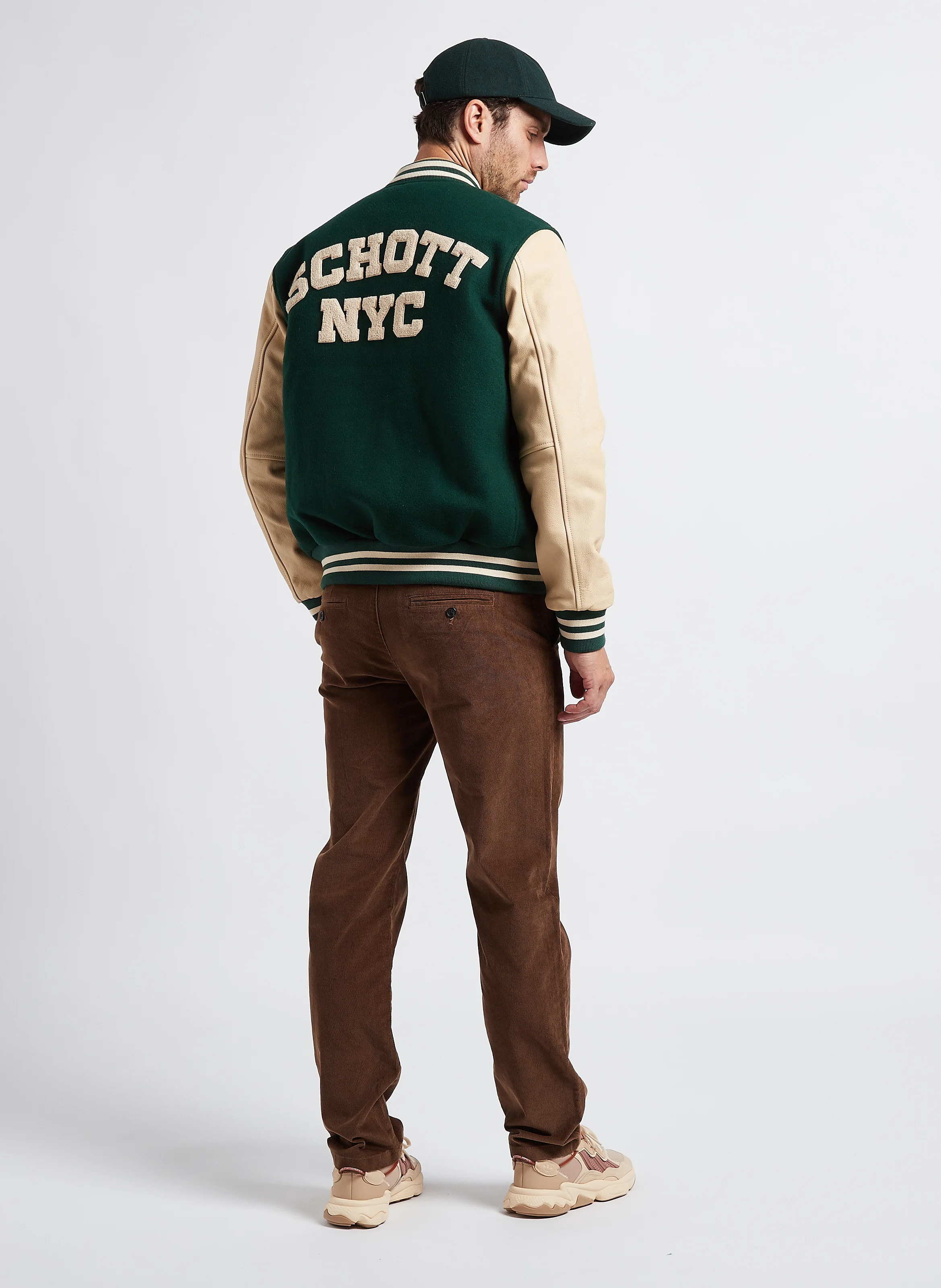 Pantalon droit en velours de coton bio mélangé | Marron