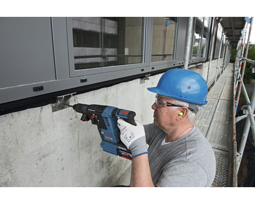 Bosch Professional GBH 18V-26 F accuboorhamer, inclusief 2 accu's (5,5 Ah), lader en GDE 18V-16 stofafzuigsysteem
