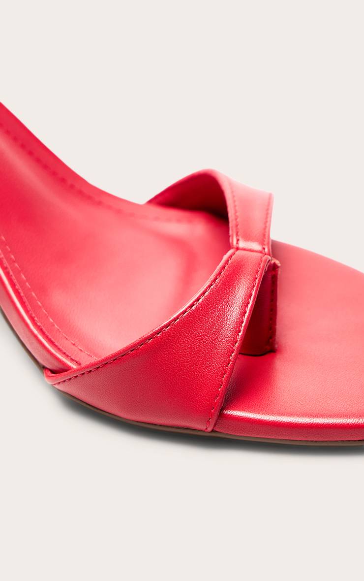 Rouge Sandale À Talon Compensé En Synthétiquecuir Avec Bride Entre Les Orteils