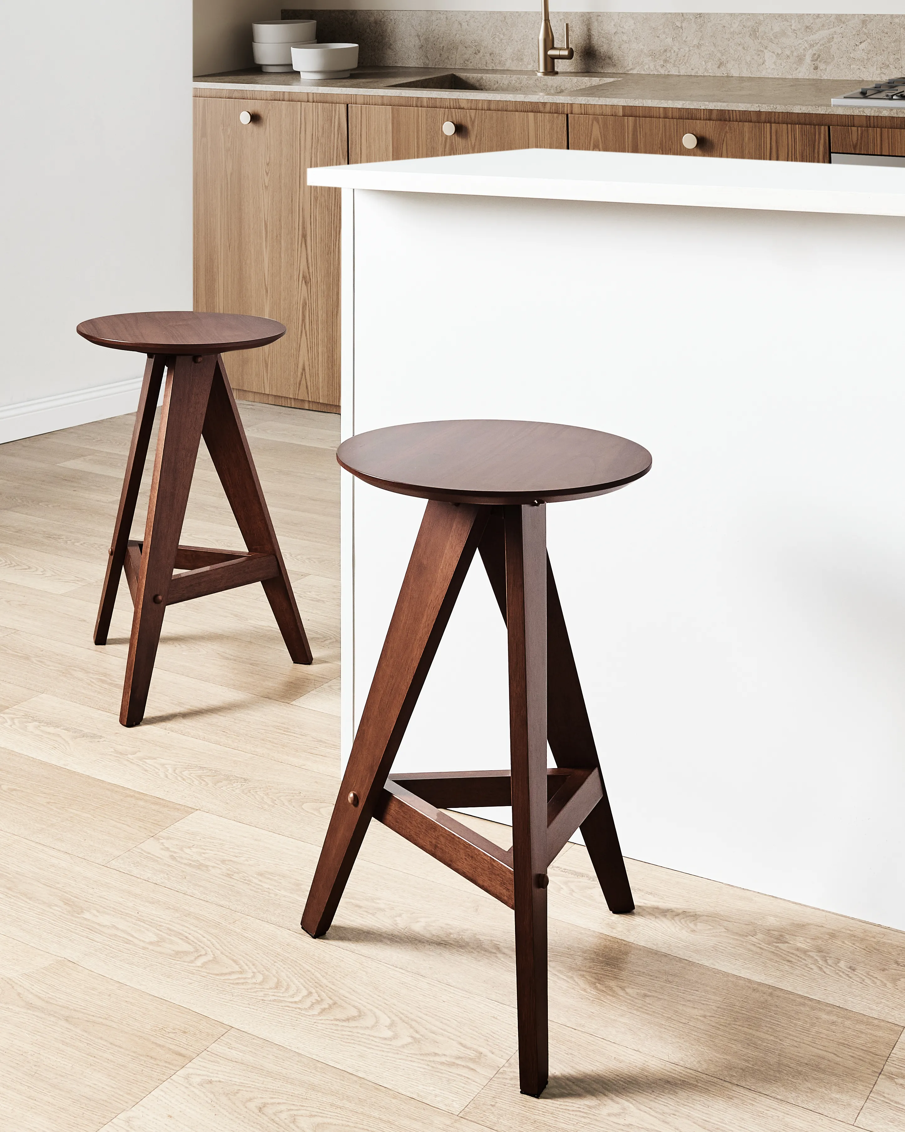 Set van 2 barkrukken AROMA Hout Bruin
