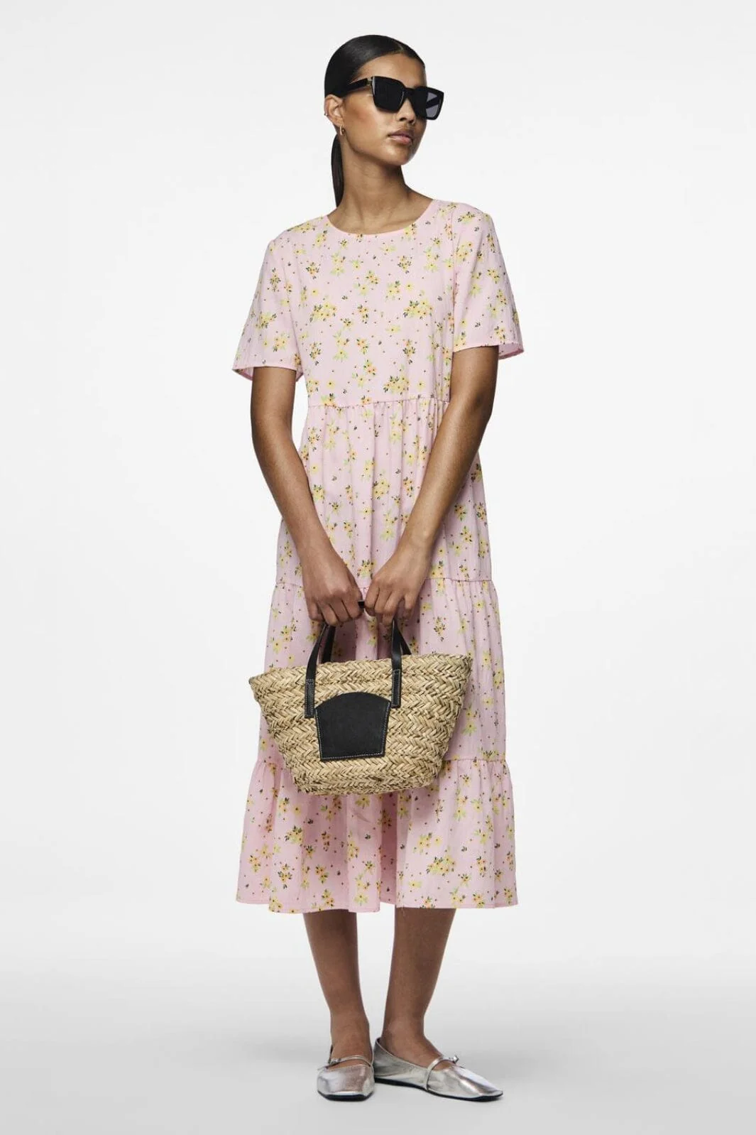 Pieces Pcstella Ss O-Neck Midi Dress 4625015 fairy tale pale banana flower