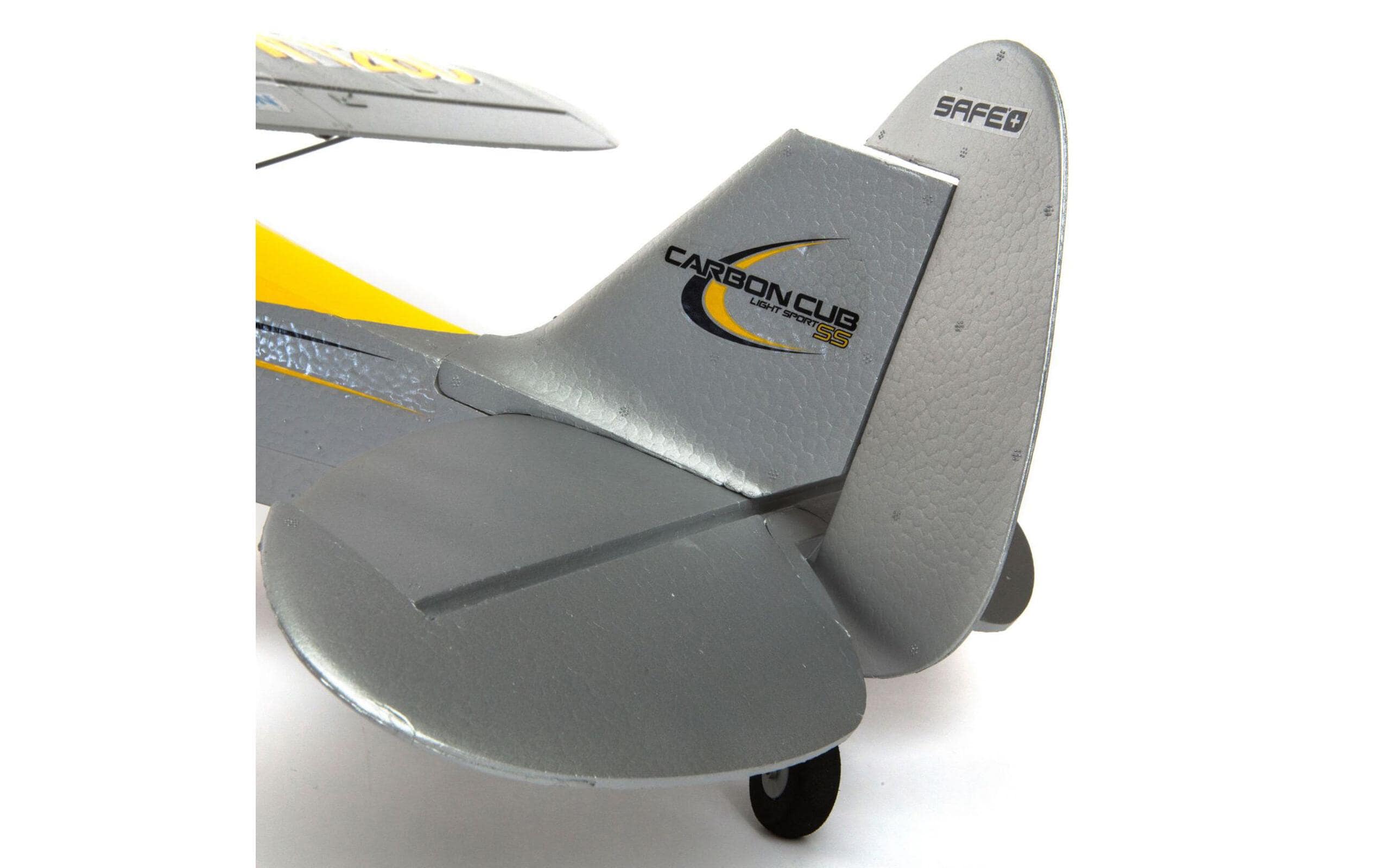 Motorflugzeug Carbon Cub S2 1300 mm SAFE, ARTF<br>Einsteigertaugliches RC Flugzeug mit Busch-Fahrwerk und Spektrum Technik