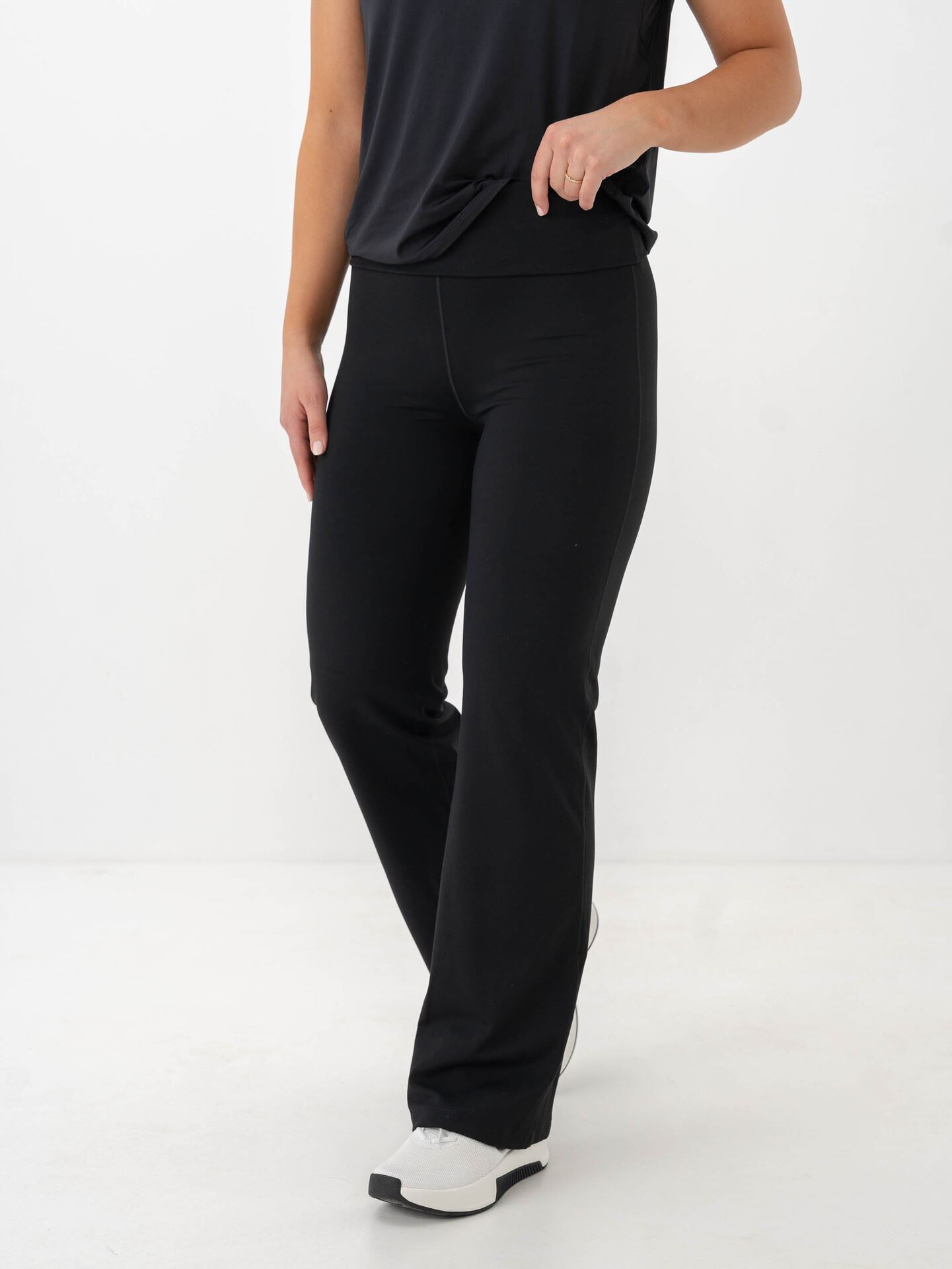 One Dri-Fit High-Waisted Fold-Over Pant