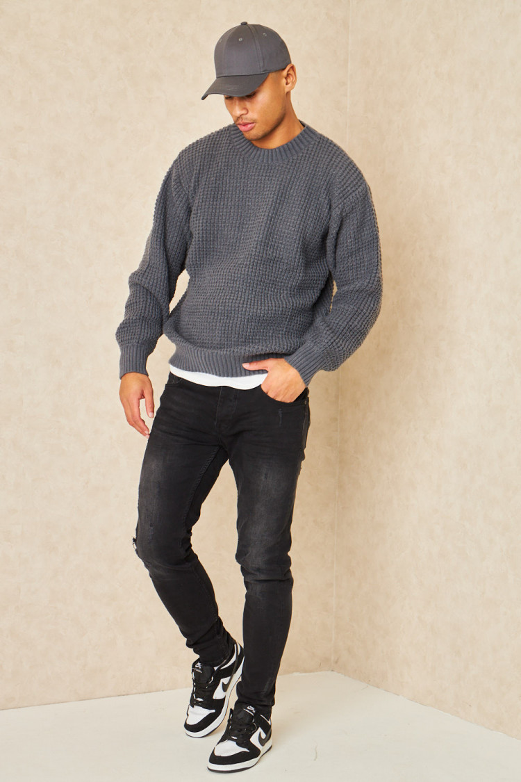 Pull gris col rond aspect crochet