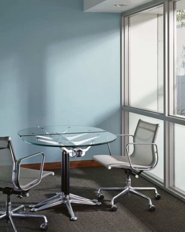 Vitra EA 117 bureaustoel Hopsak zwart, verchroomd, harde wielen