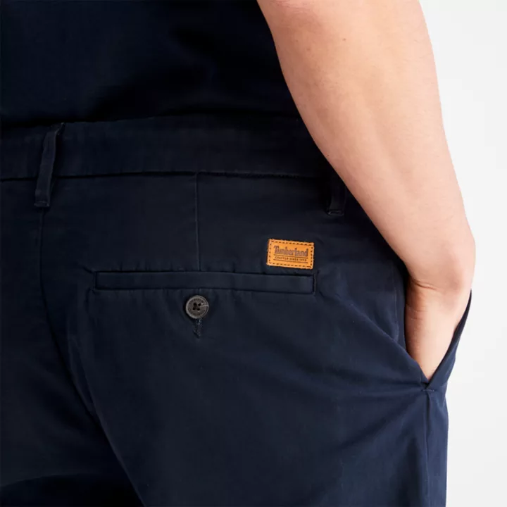 Short chino en sergé extensible pour homme en bleu marine