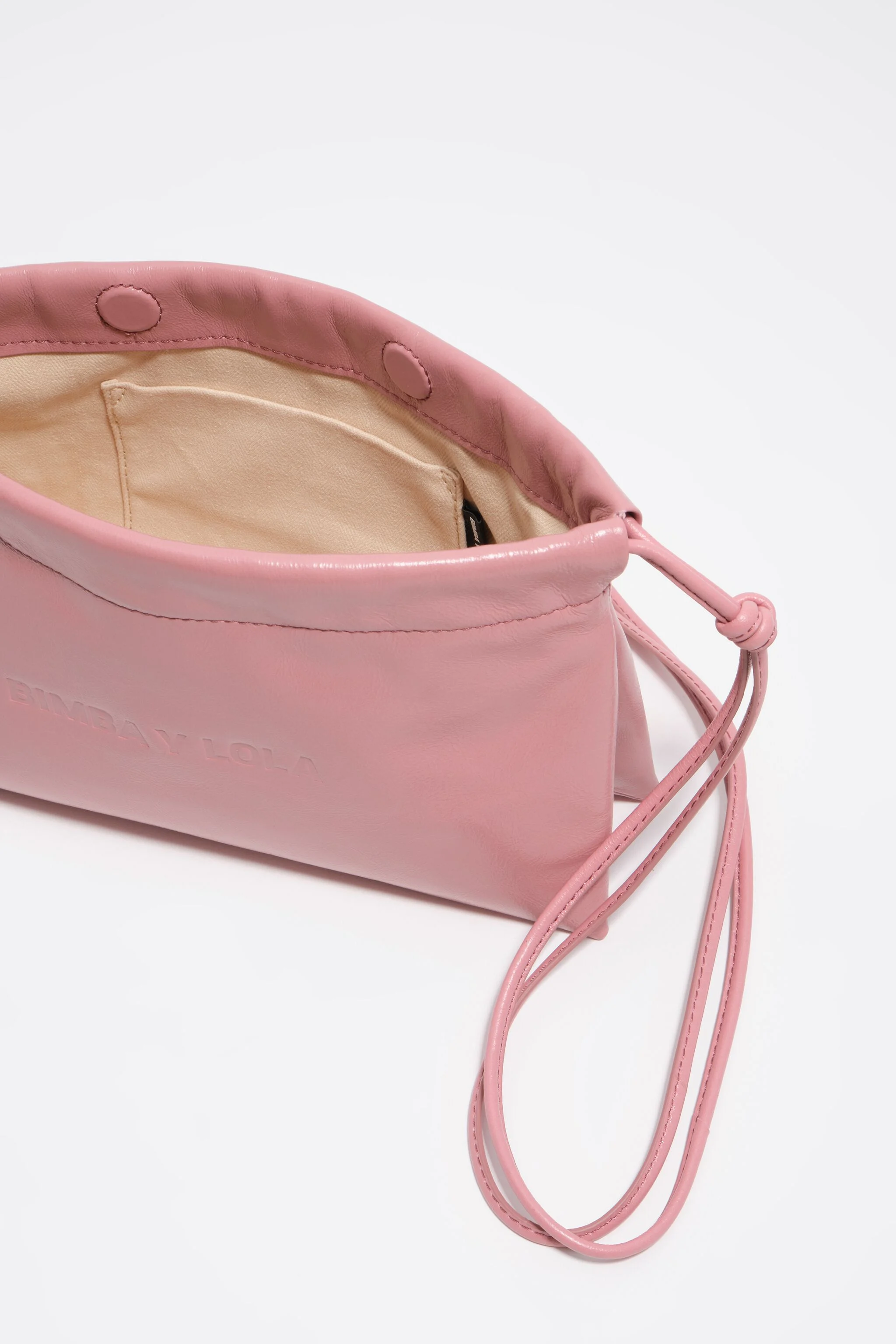 Bolsa pequena de couro rosa