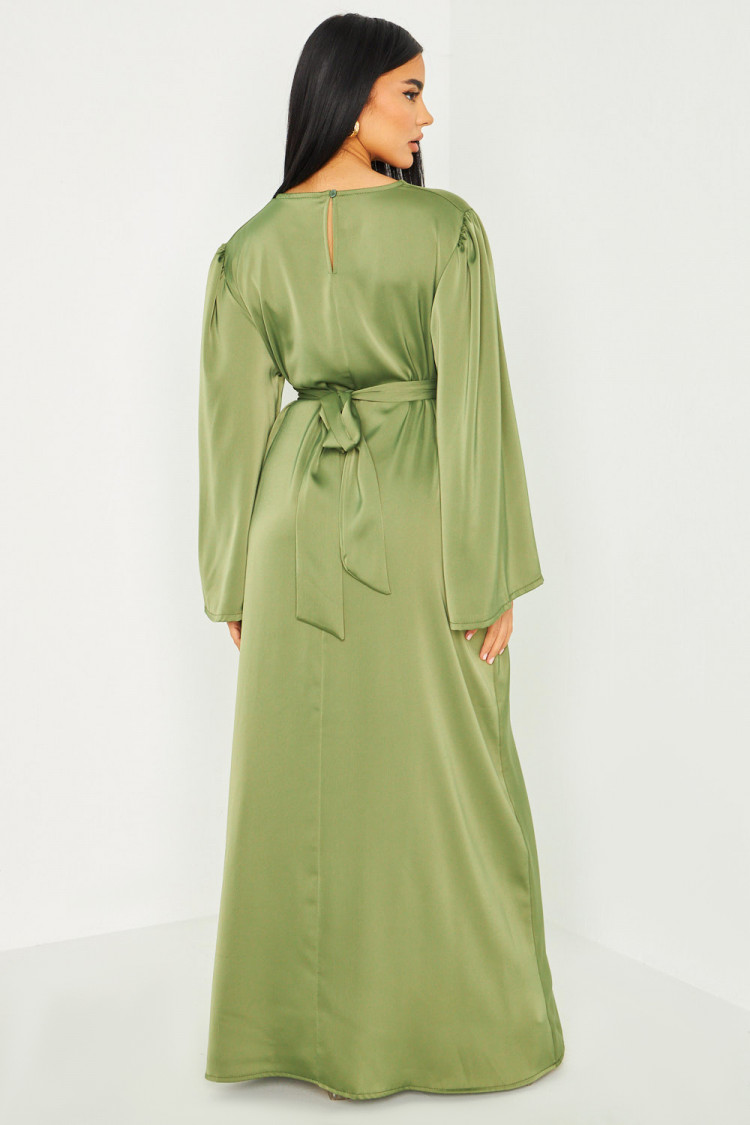 Robe ample ceinturée et satinée kaki