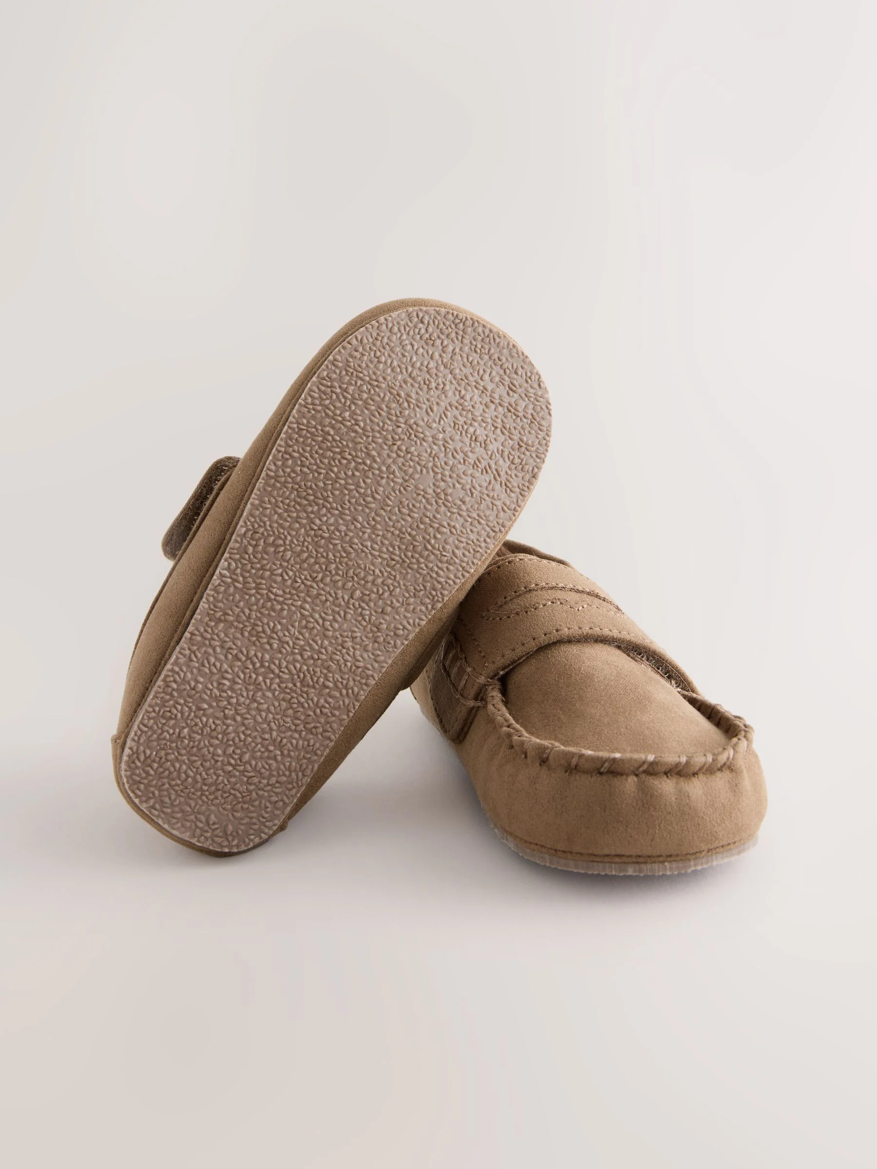 Lichtbruin - Mocassin-pantoffels met klittenbandsluiting