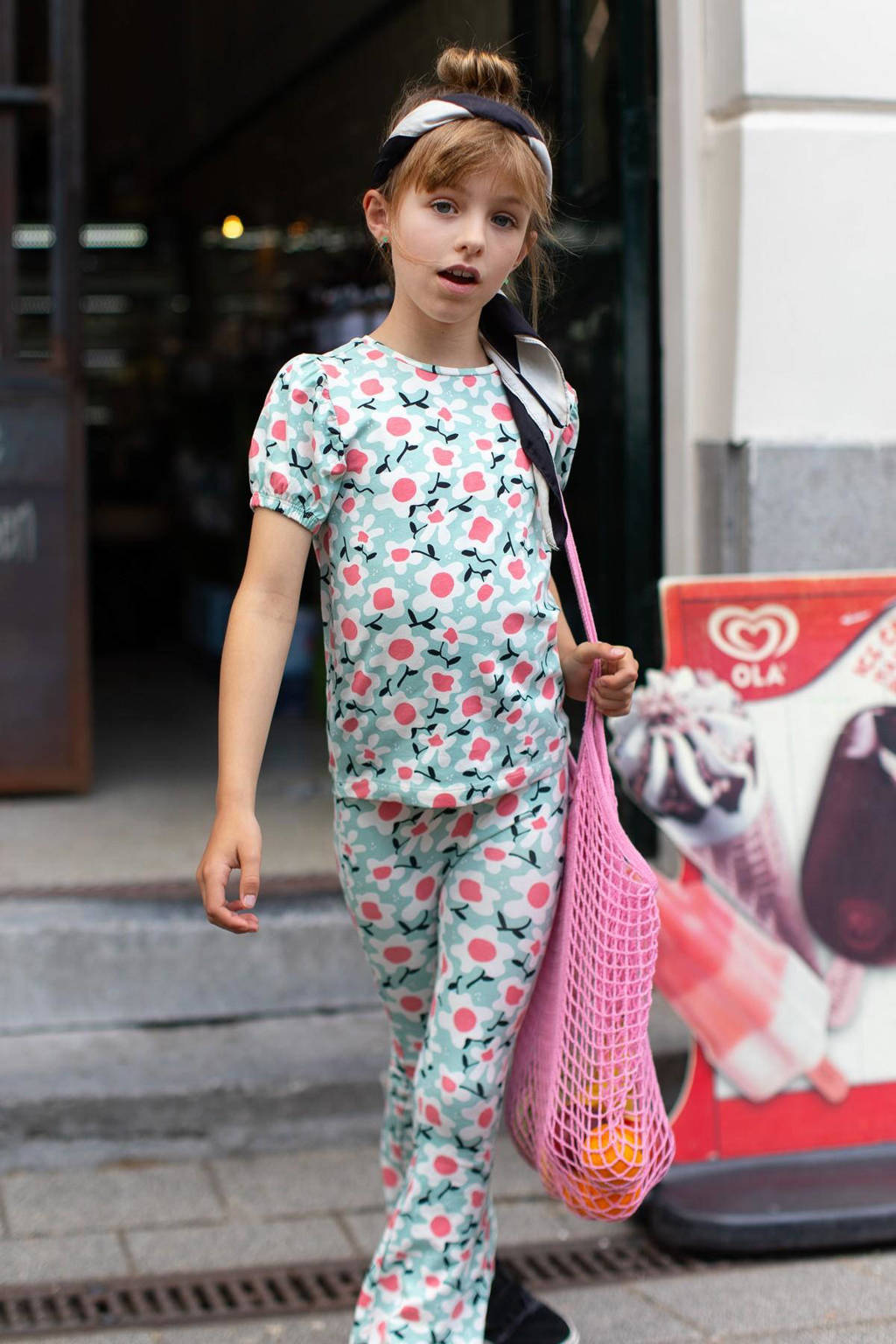 Moodstreet gebloemde flared broek mintgroen/roze/offwhite