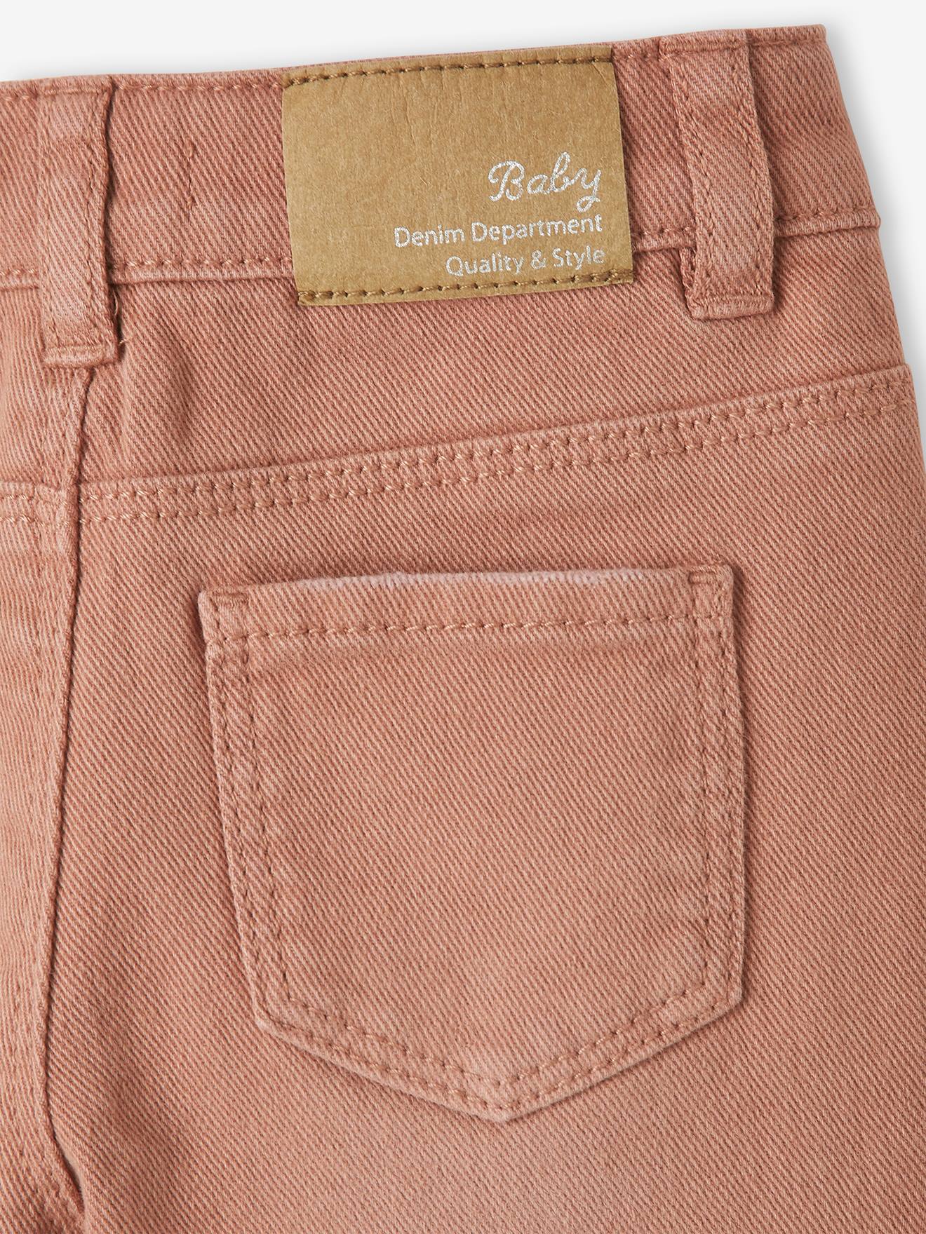 Calças de bebê slim fit em algodão stretch marrom médio, lisas com estampas.