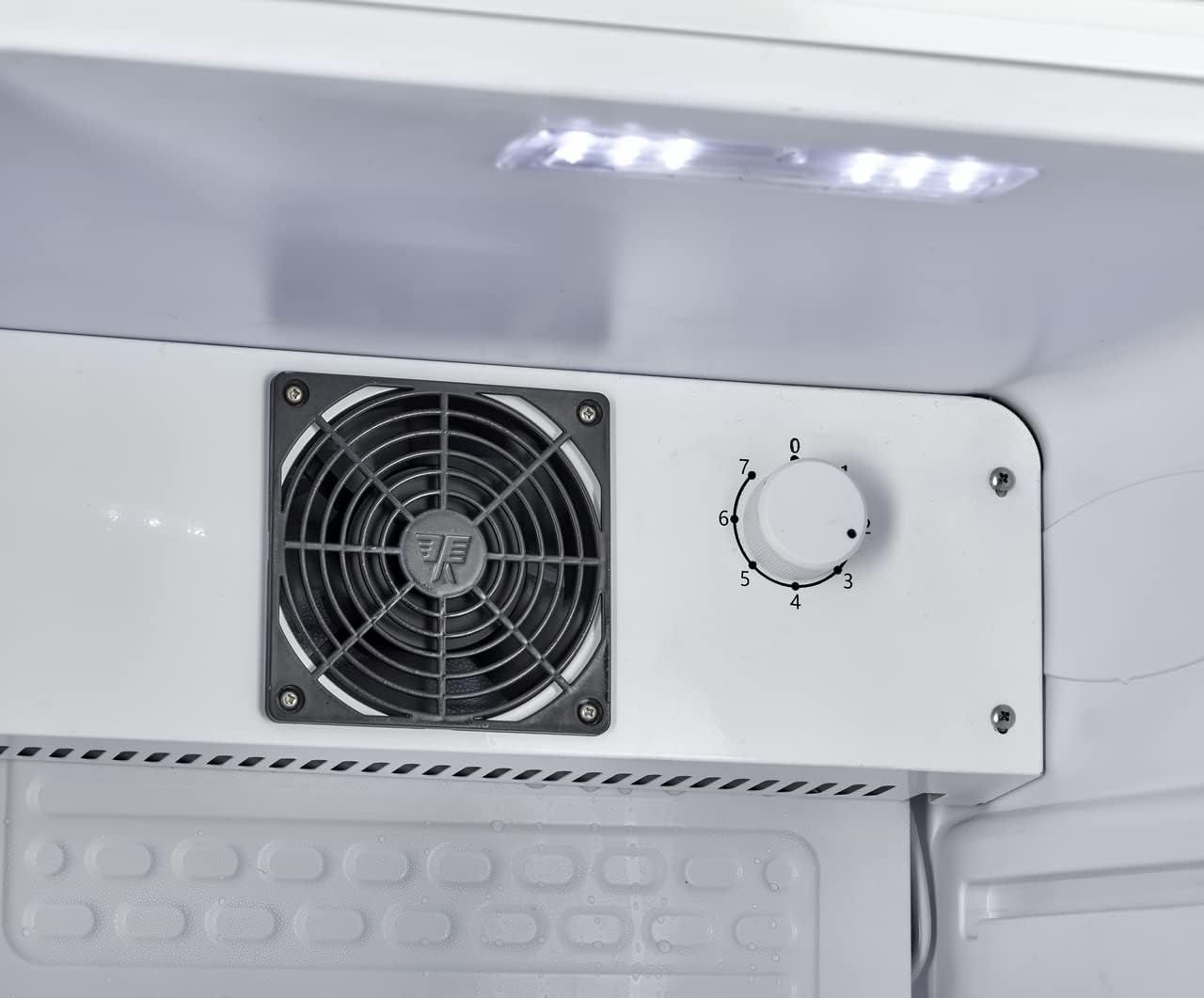 METRO Professional Getränkekühlschrank GSC4240, 237 L, 110 W, 6 verstellbaren Einlegeböden, weiß