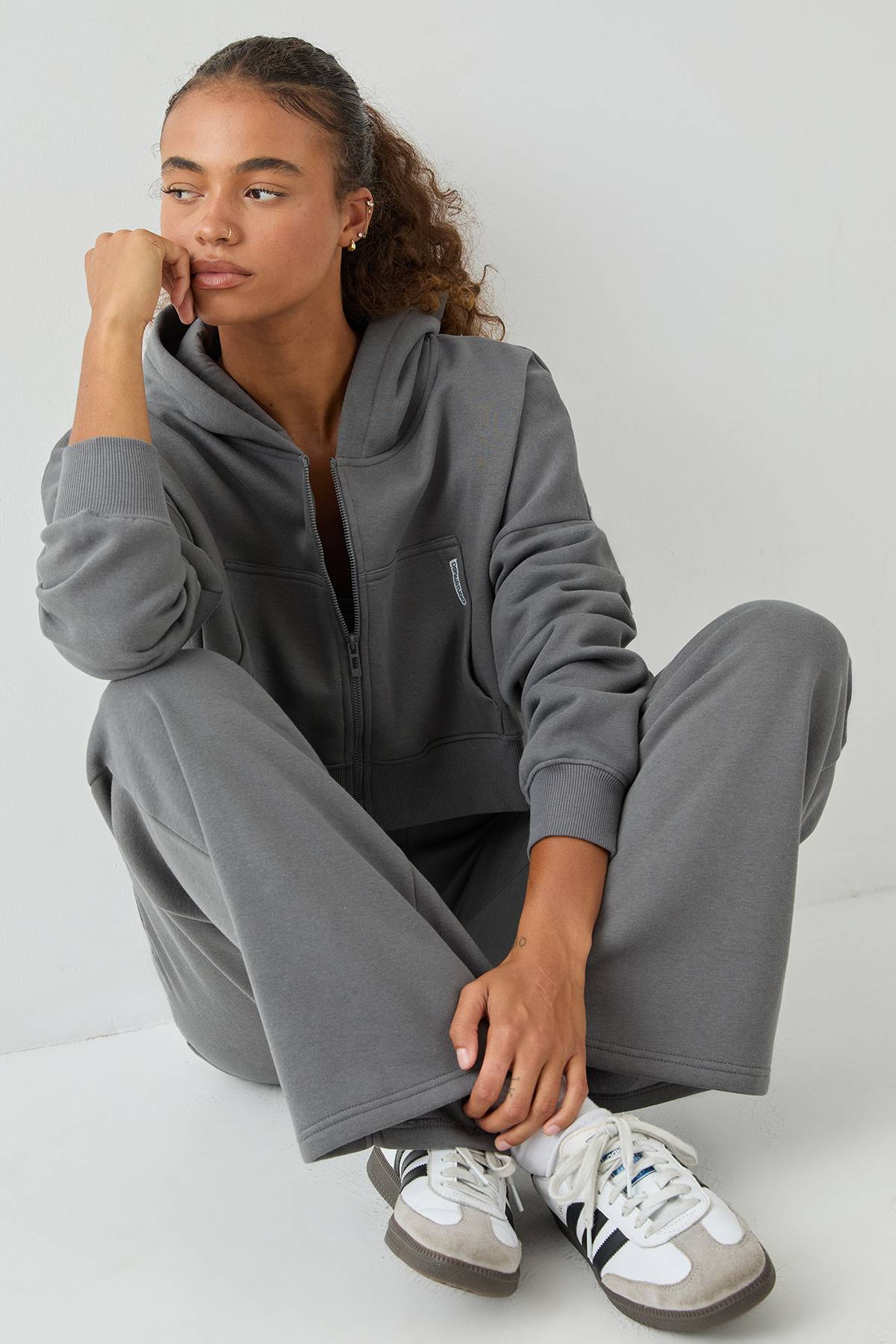 Jogging Jambe Droite DSGN Studio
