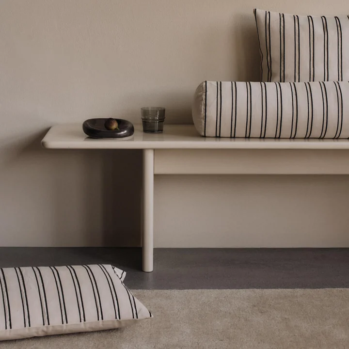 Ferm Living - Twill Kissen, 40 x 60 cm, off-white / schwarz