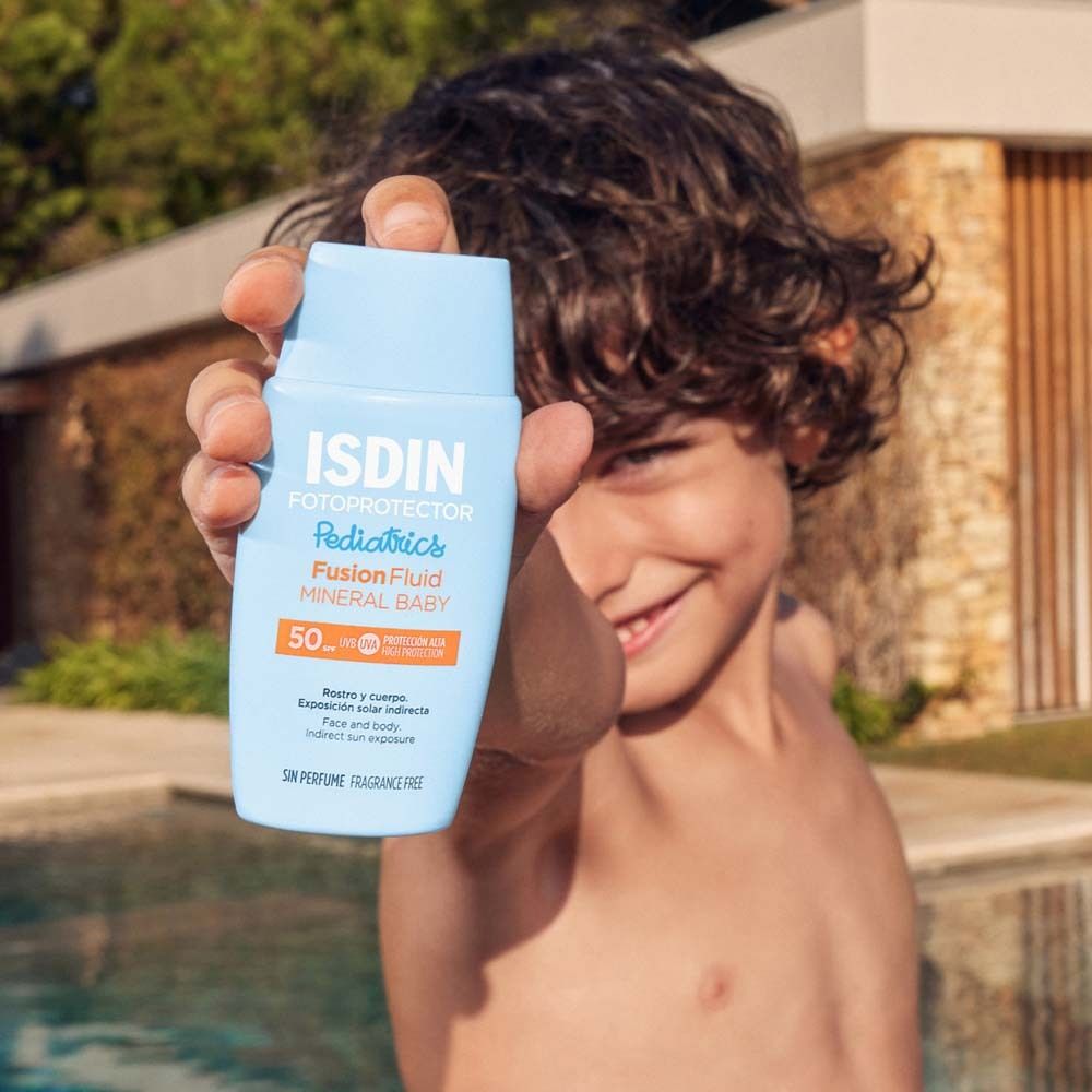 ISDIN Fotoprotector Pediatrics Fusion Fluid Mineral Baby SPF 50+ Sonnenschutz für Babys ab 6 Monaten mit 100% mineralischen Filtern