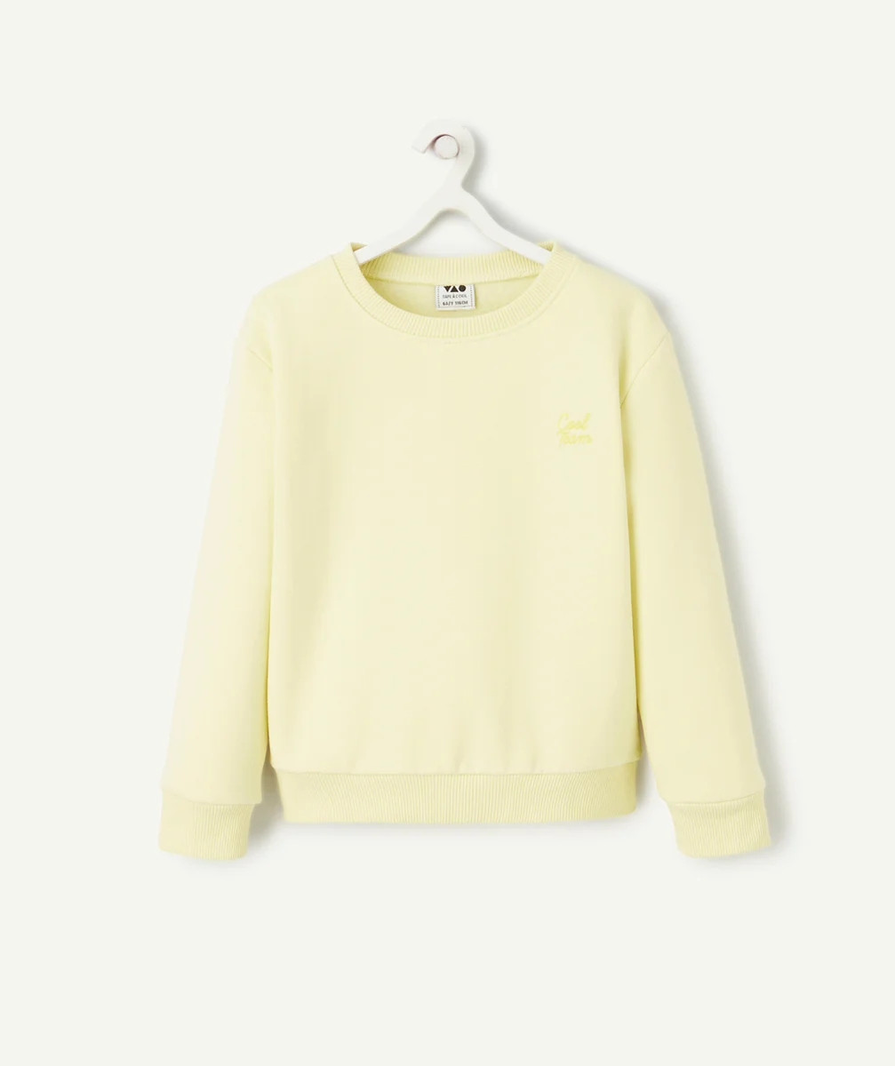 SWEAT GARÇON EN FIBRES RECYCLÉES JAUNE ET MESSAGE BRODÉ