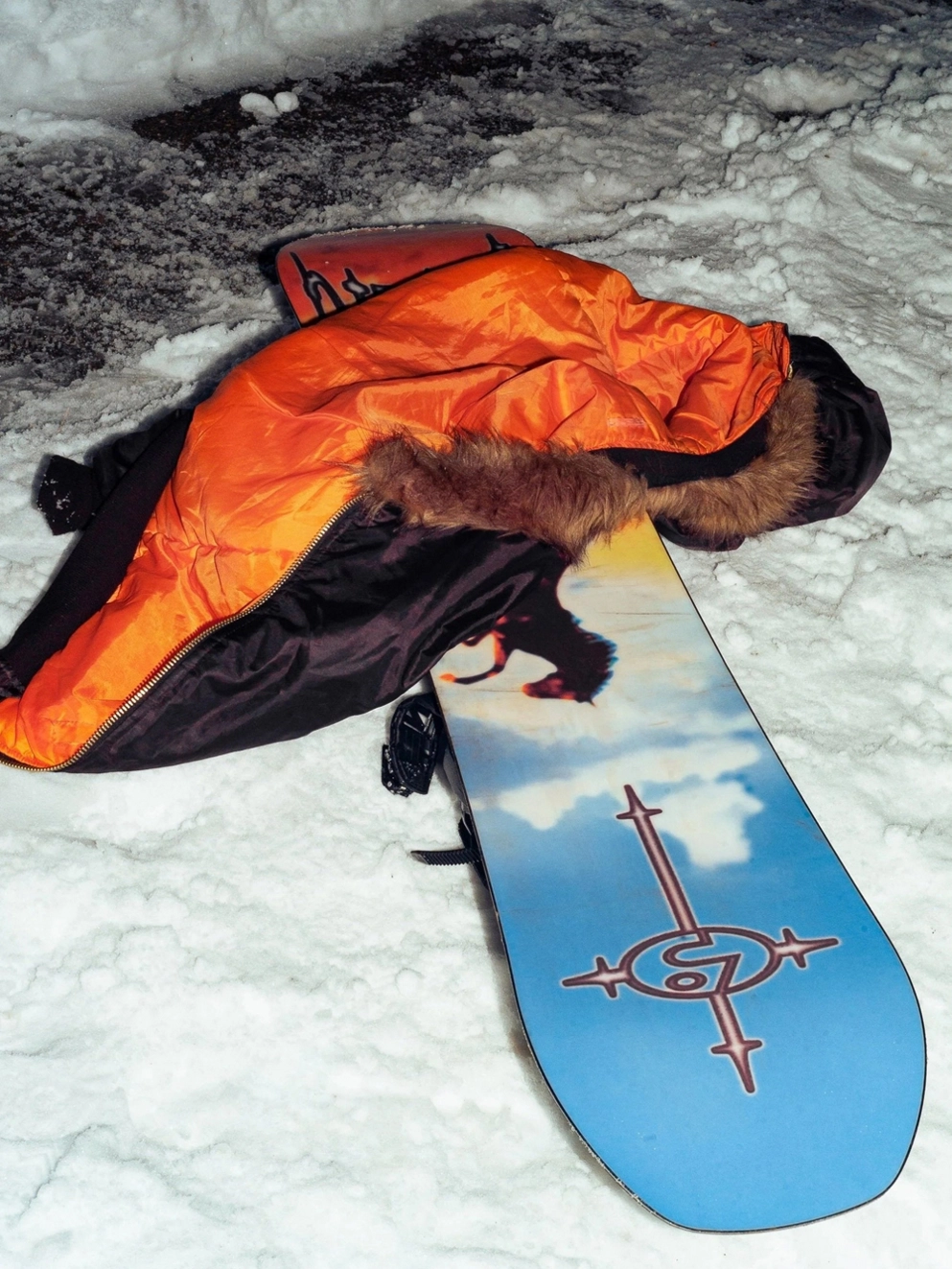 Public Dispute 2025 Snowboard uni