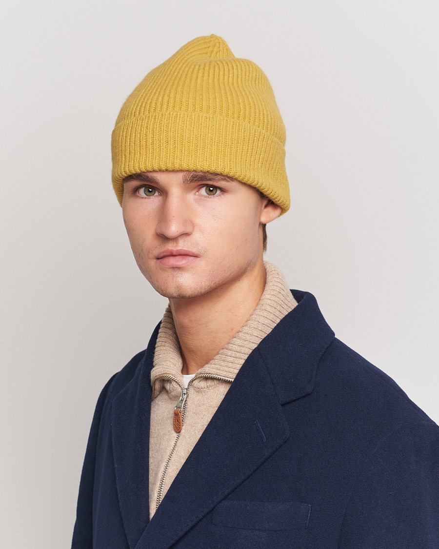 Le Bonnet Lambswool/Caregora Beanie Mustard