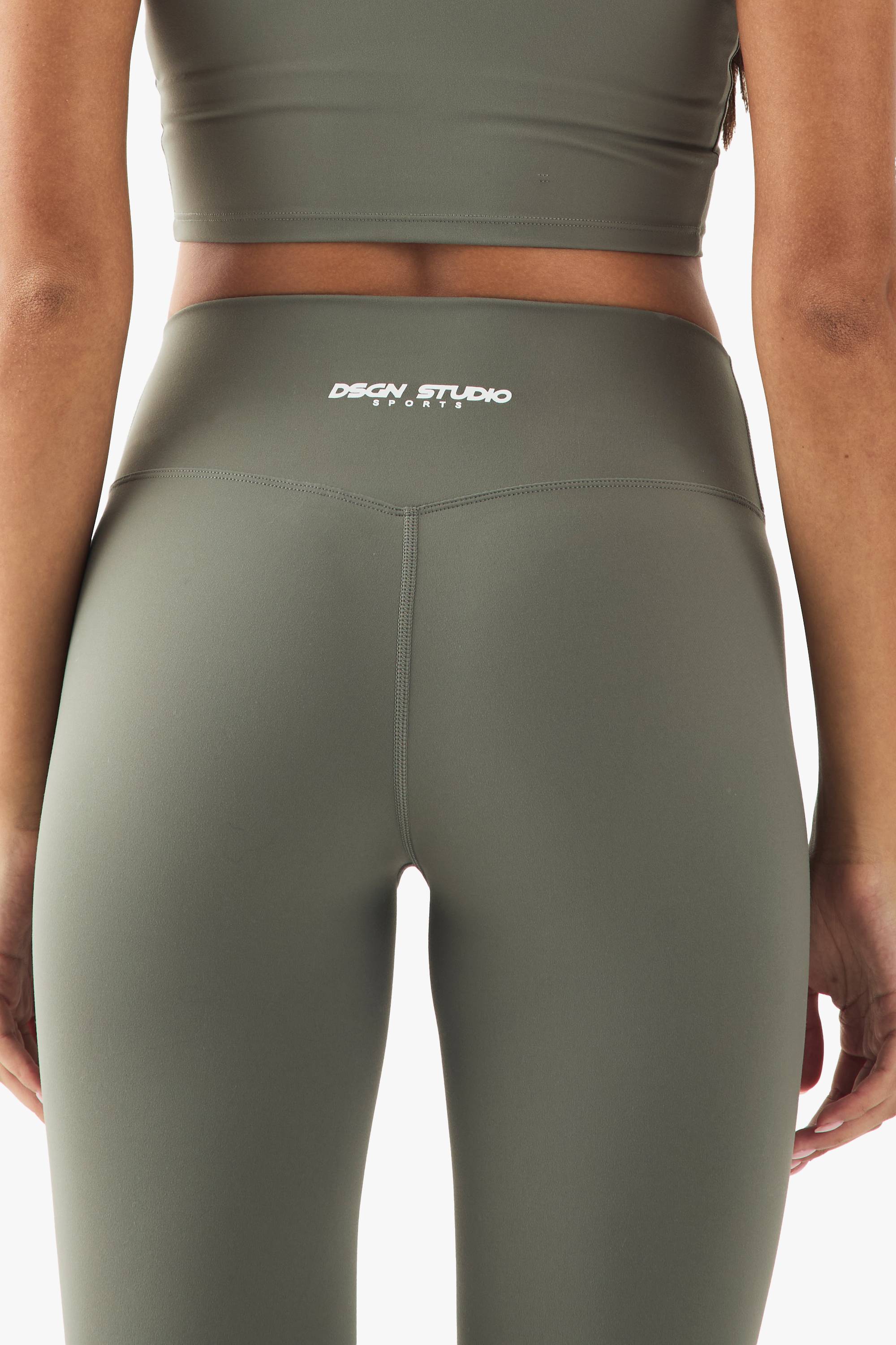 DSGN Studio Legging Sculpt Supersoft à Taille Haute Peached