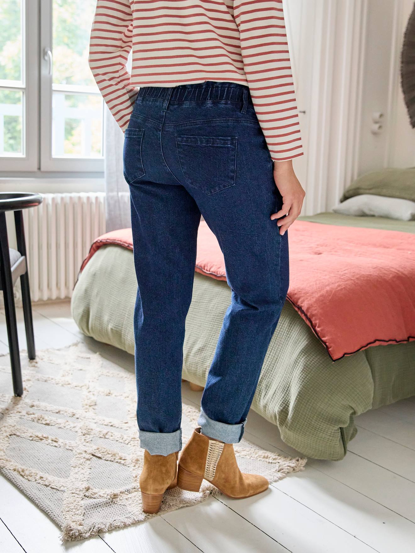 Calça jeans de maternidade Paperbag com faixa de pedraria sem costura