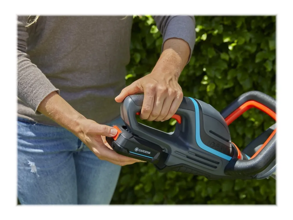 Gardena Batteridrevet hækkeklipper ComfortCut 60/18V, sæt