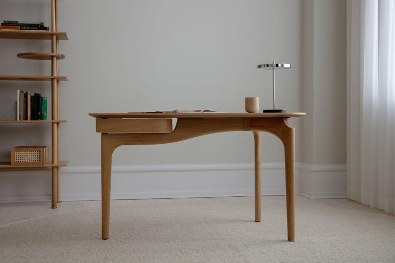 Umage Asteria tafellamp LED oplaadbaar Ø20 Polished Steel