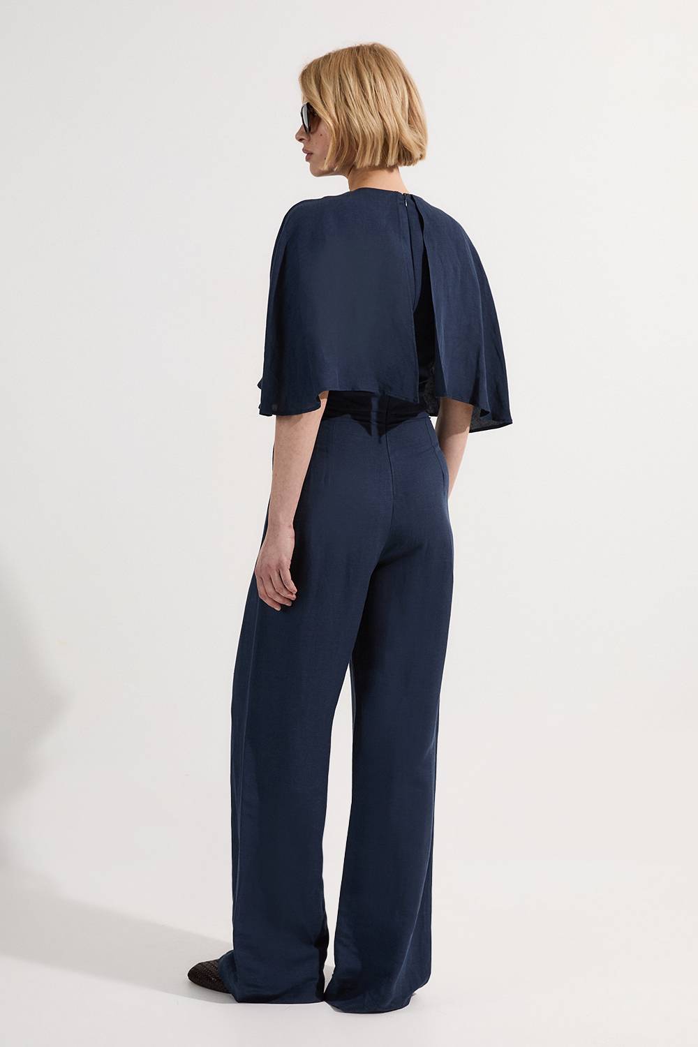 KarenMillen Combinaison cape dramatique en lin sur mesure haut de gamme