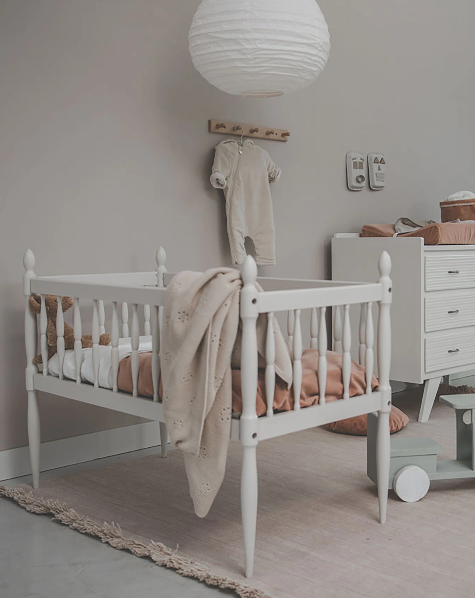 Plüsch-Babydecke ODDI (75x100) in soft earth