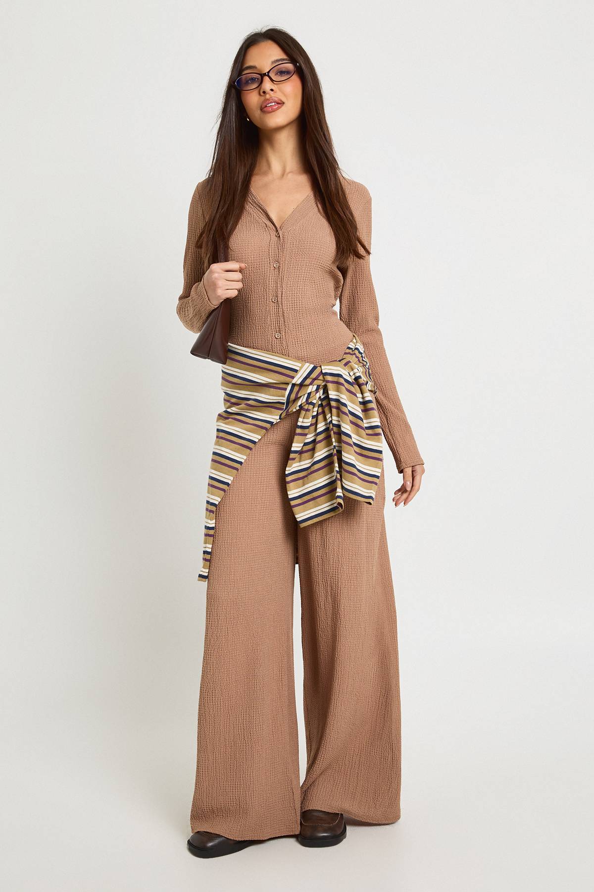 boohoo Haut à Manches Longues Texturé Boutonné Devant