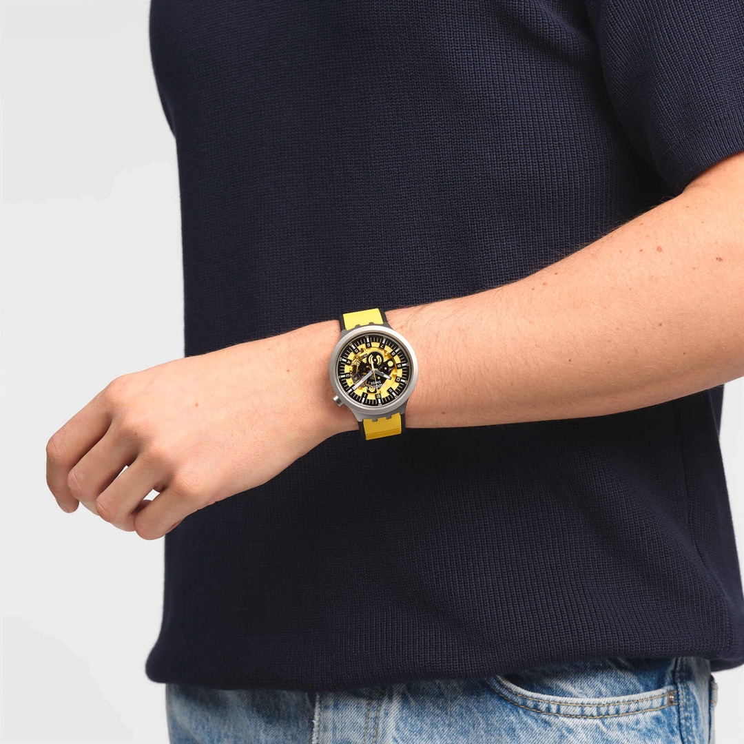 Swatch Big Bold Irony Lacquered Bolden Yellow