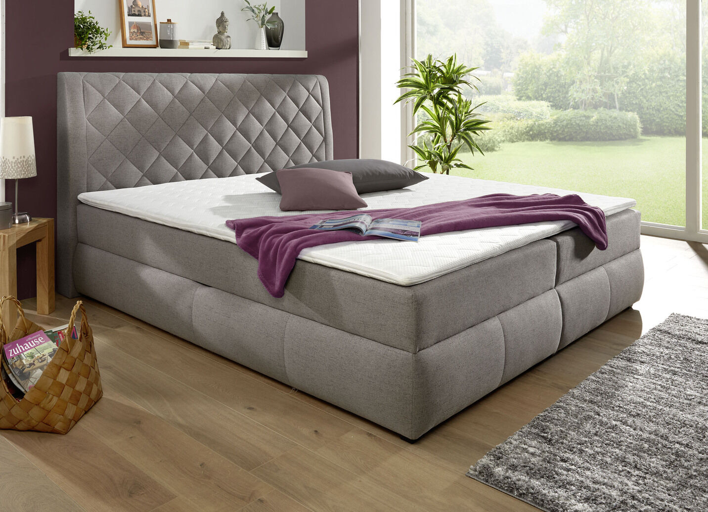 Boxspringbett mit Bettkasten und Topper
