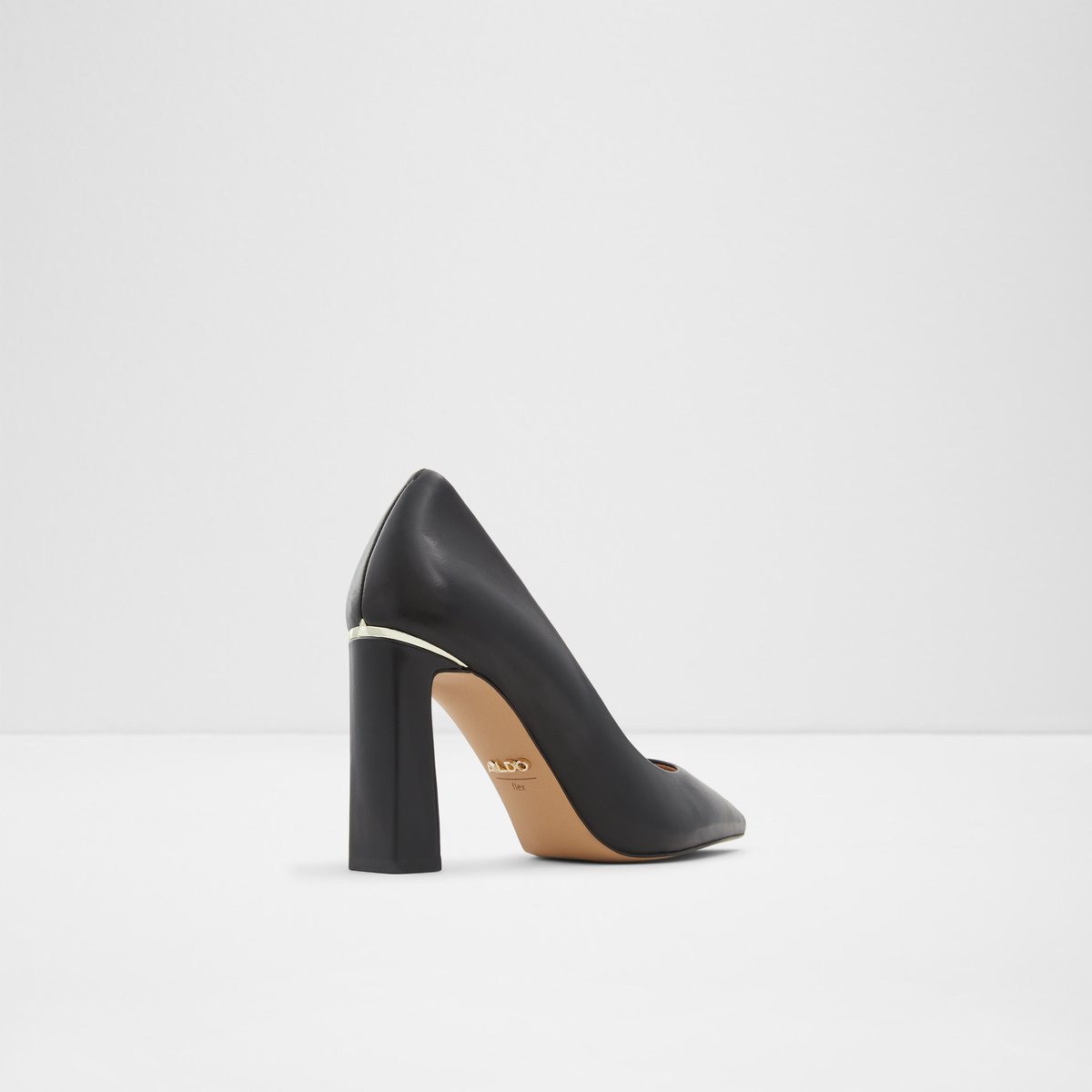 Seirith Black Leather Smooth Women Pumps
