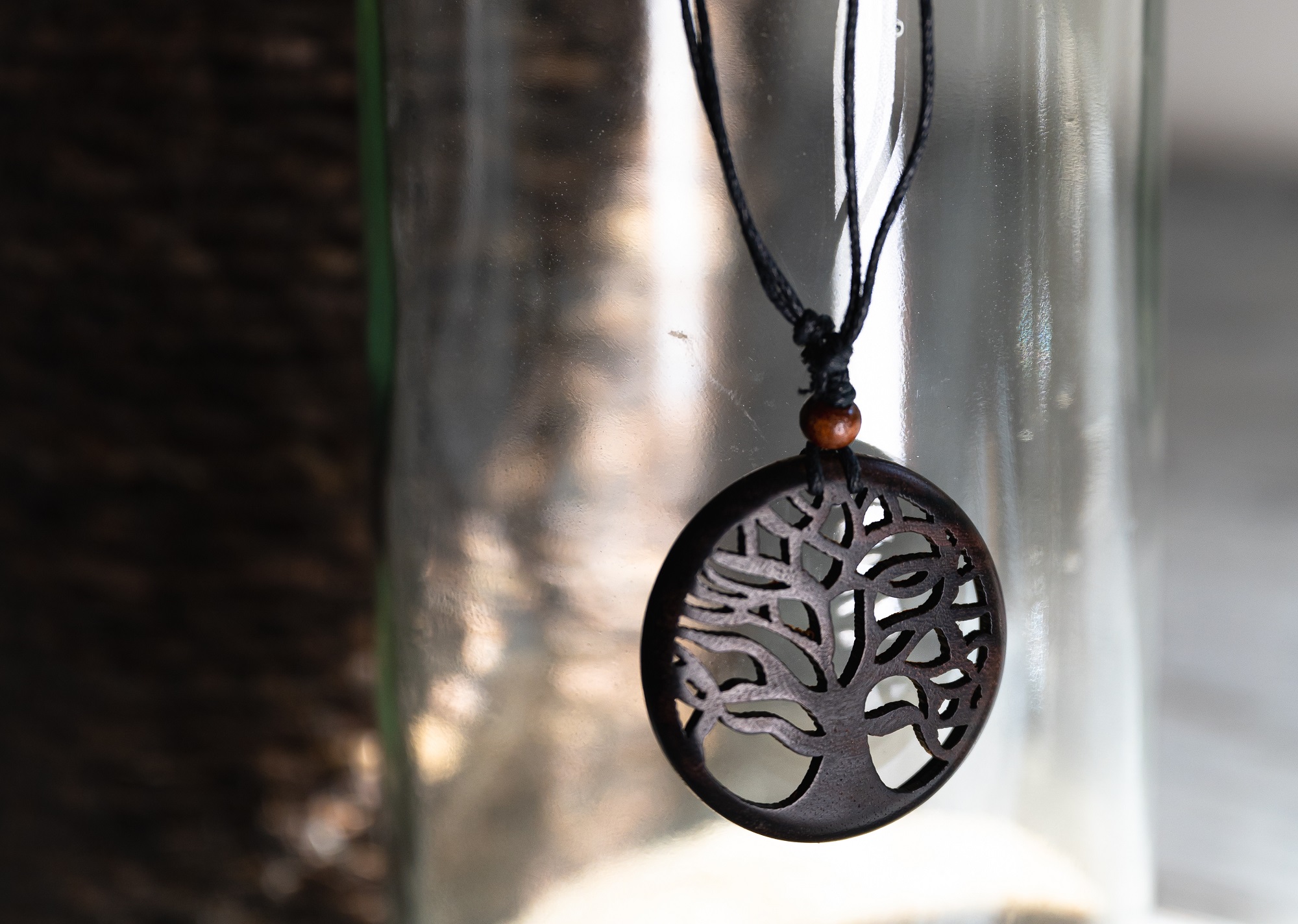 Halskette 'Tree of Life', Hartholz dunkel, Ø 4 cm, L 40 - 75 cm günstig bestellen