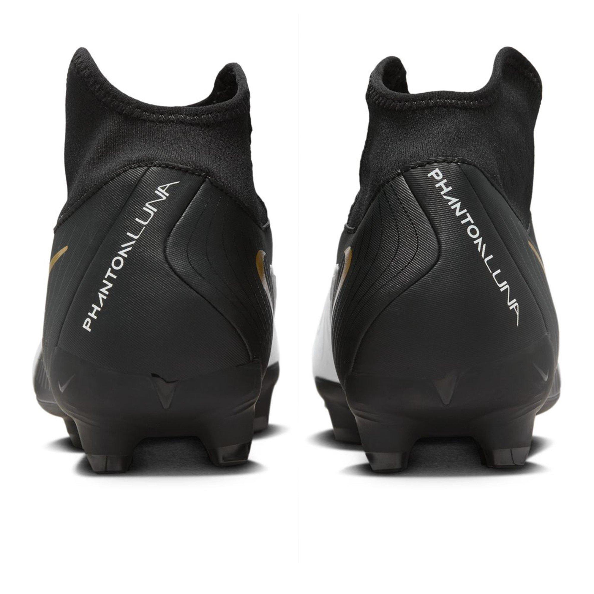 Nike Phantom Luna II Academy Firm Ground Football Boots