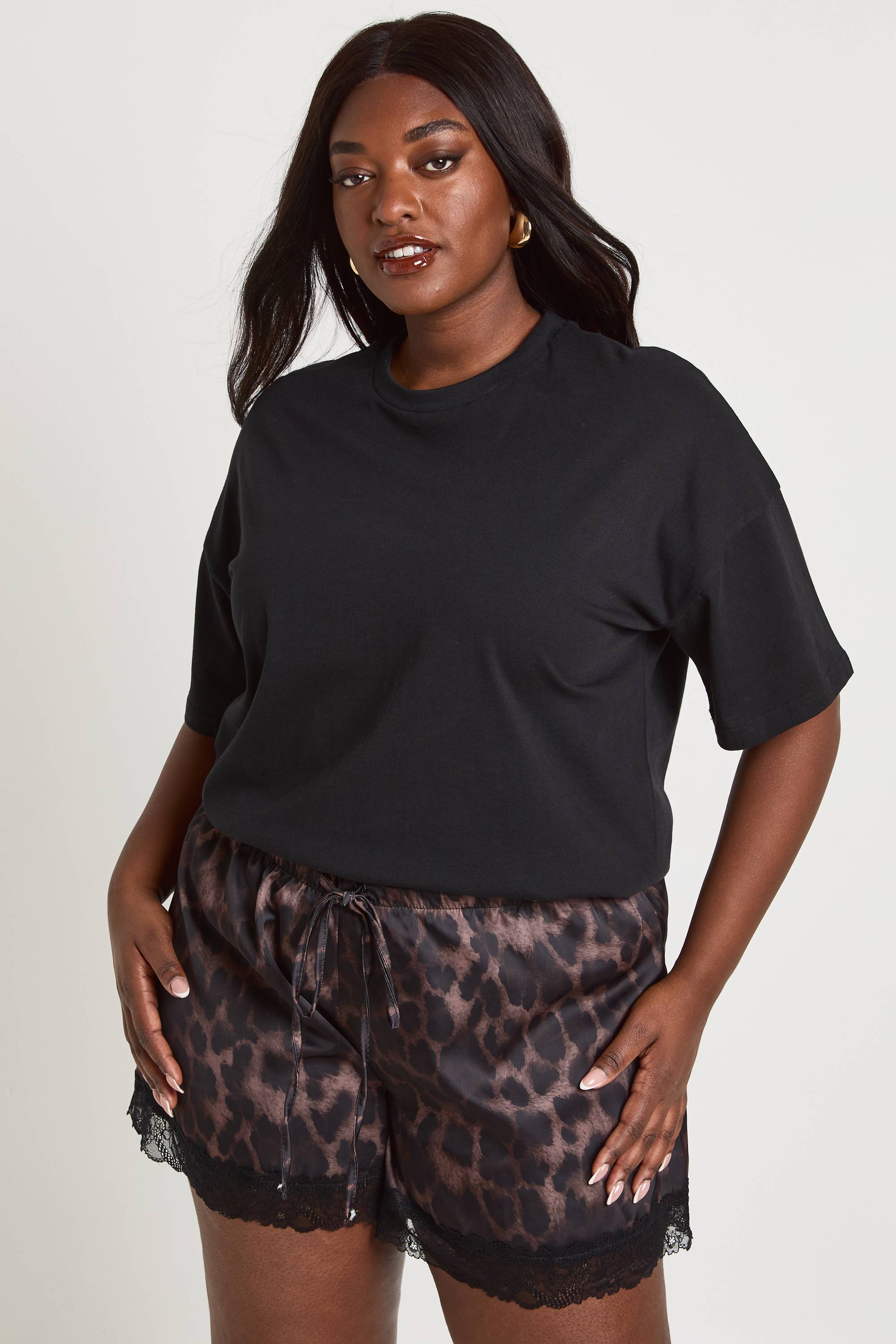 boohoo Short Évasé Grande Taille Tissé Léopard Avec Dentelle