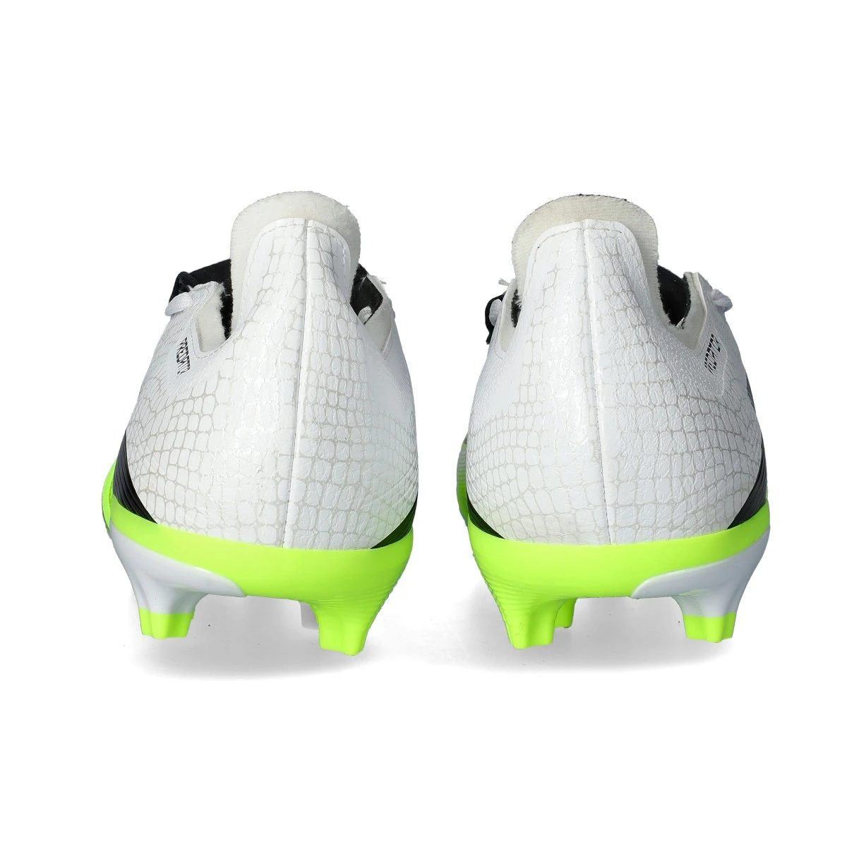 Chuteira adidas Predator League FT FG/MG
