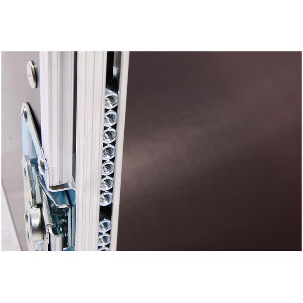 Thon Triple Door Live Rack 6HE 45