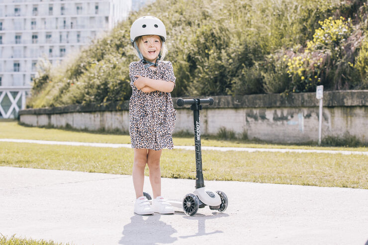 Scoot & Ride HIGHWAYKICK 3 LED - ASH Grå