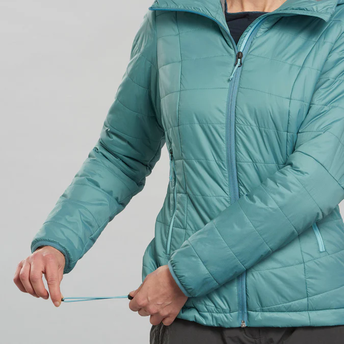 Decathlon Forclaz - Jaqueta acolchoada feminina Forclaz para mochilão em montanha com capuz - MT100 23°F