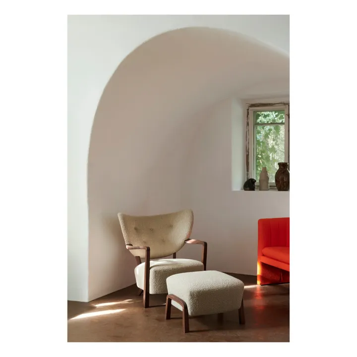 & Tradition Pouf ottoman Wulff ATD3, piètement noyer | Ivoire