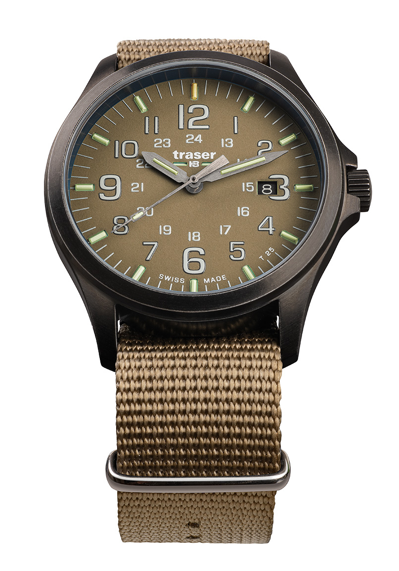 Traser P67 Officer Pro GunMetal Khaki Nato Herrenuhr 108631