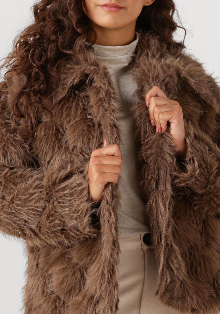 bruine aimee the label faux fur jas willem