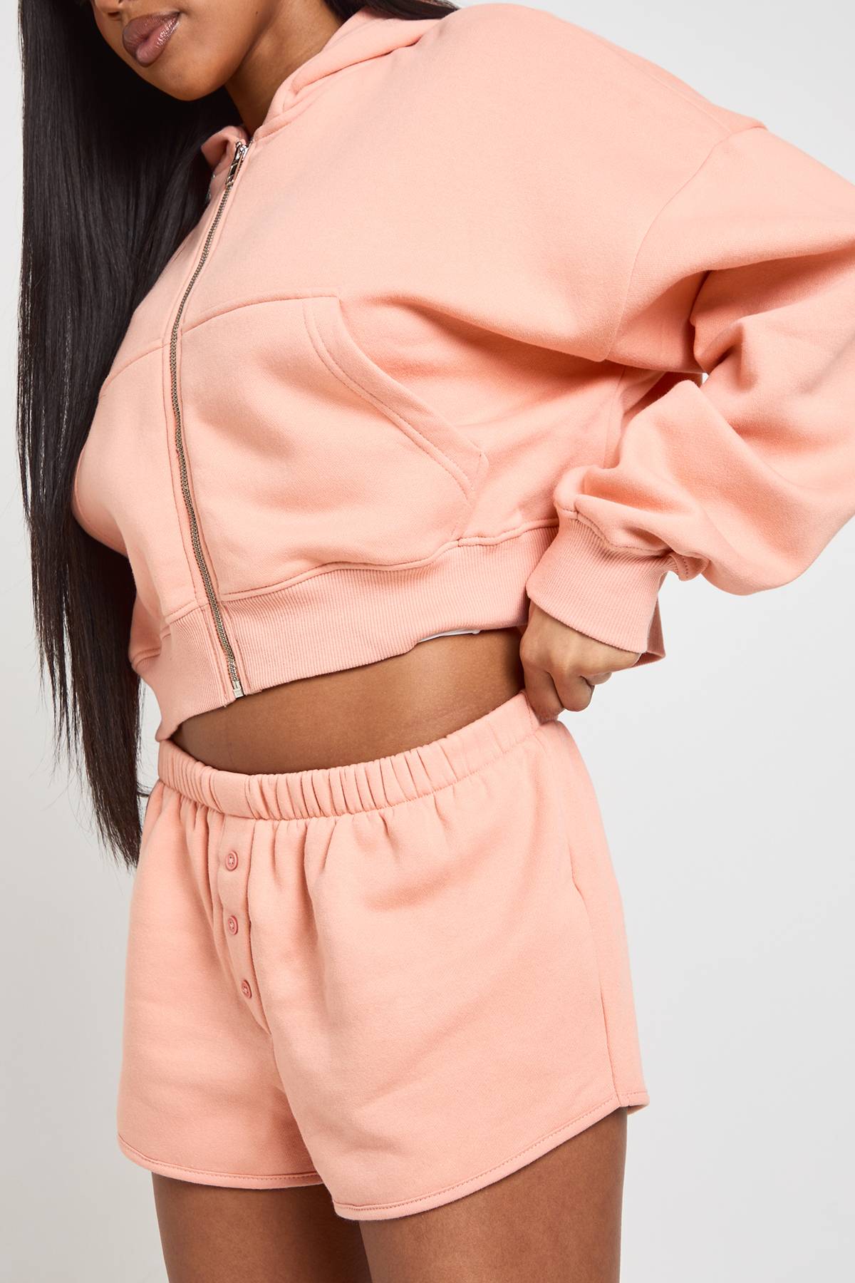 boohoo Ensemble Survêtement Sweat À Casynthétiqueche Court Zippé Et Short À Boutons Henley
